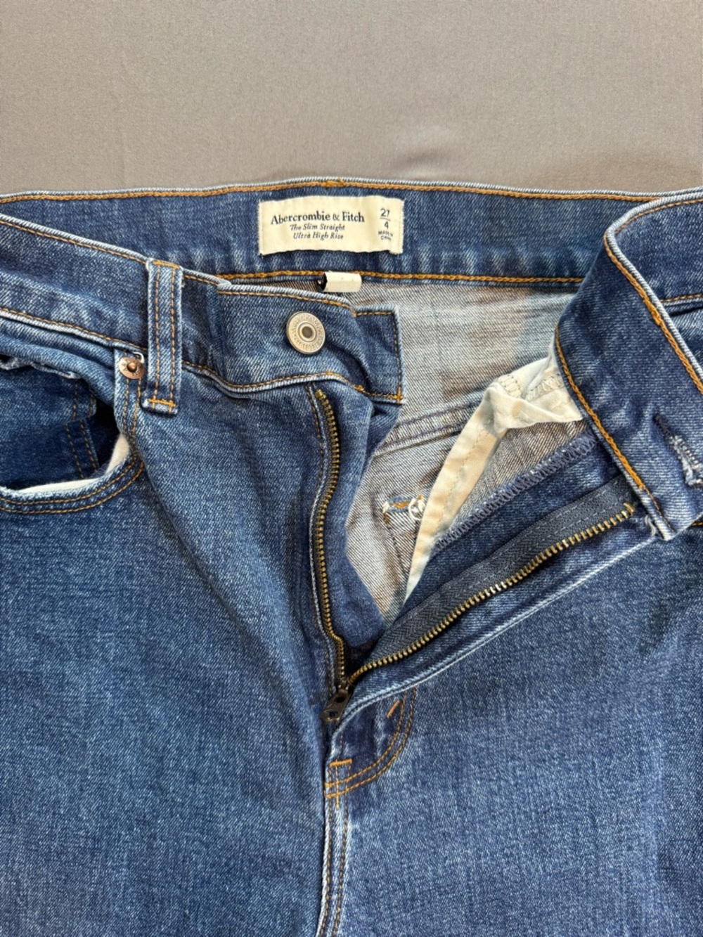Abercrombie & Fitch Medium Blue High-Rise Straight Jeans - Picture 3 of 6